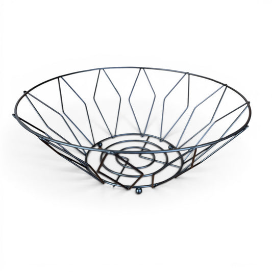 Geometrijska korpa za voće – dizajnerski metalni model