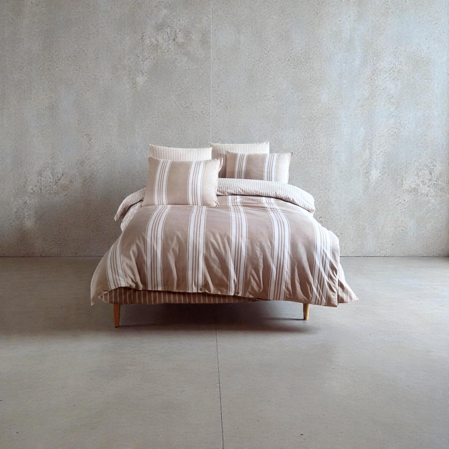 Muslin posteljina za bračni ležaj – Braon (4 jastučnice,čaršav na lastiš)