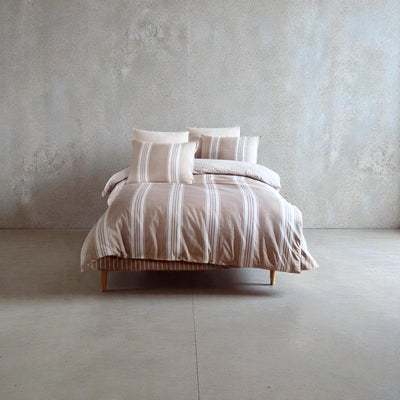 Muslin posteljina za bračni ležaj – Braon (4 jastučnice,čaršav na lastiš)